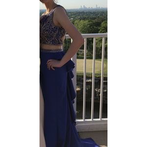 Blue Vienna Size 4 Straight dress